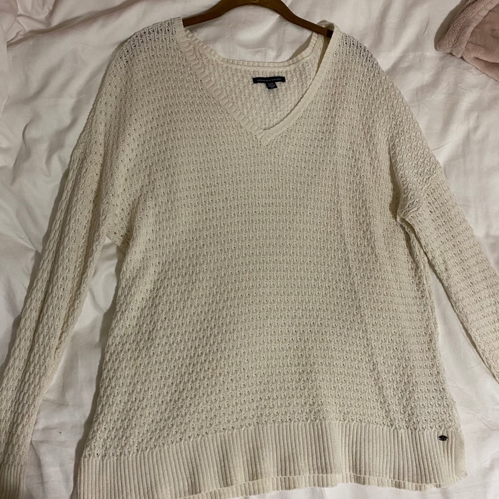 AE thin knit sweater!